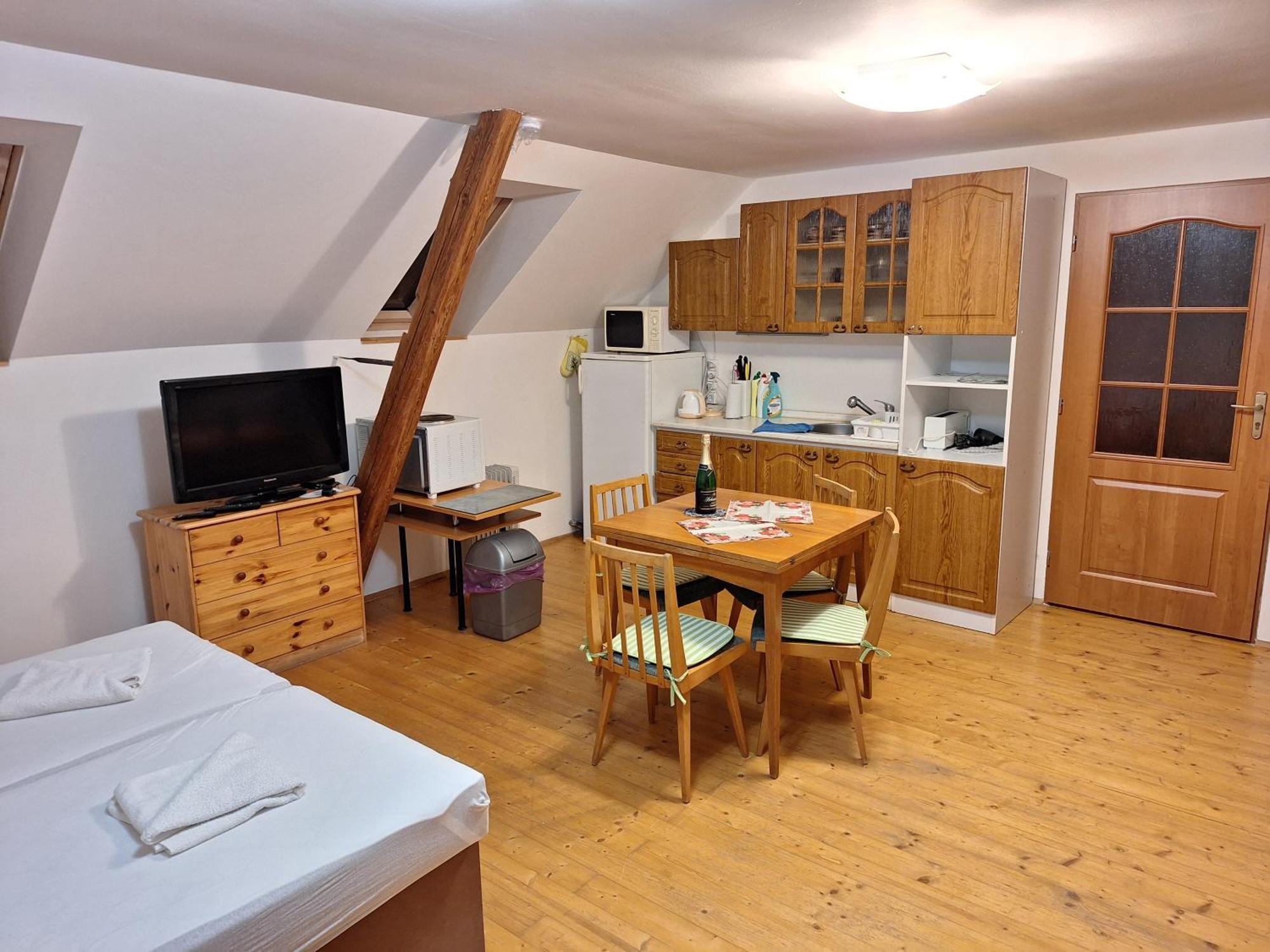 Landhaus Podkrovi V Jihoceskem Statku